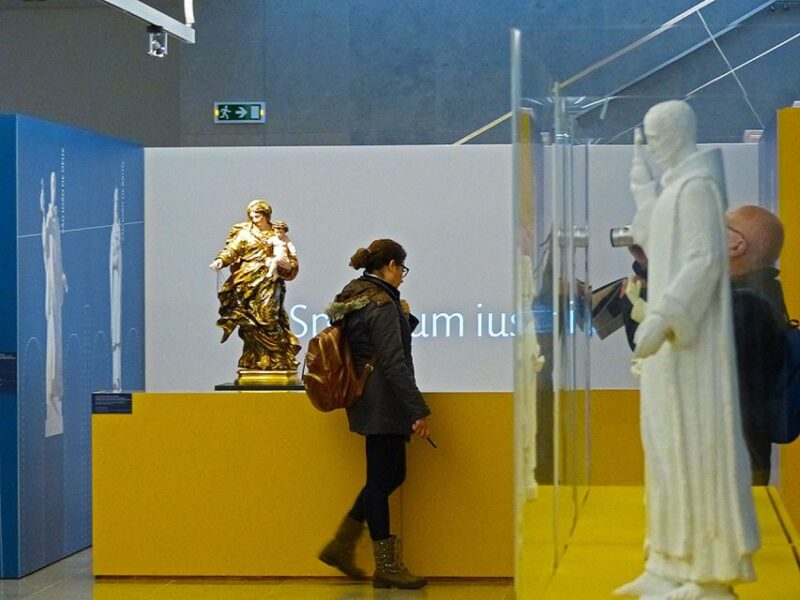 Portugal: Fatima, Aljustrel & Valinhos Trip with Picnic - Sacred Monuments and Basilica Visits