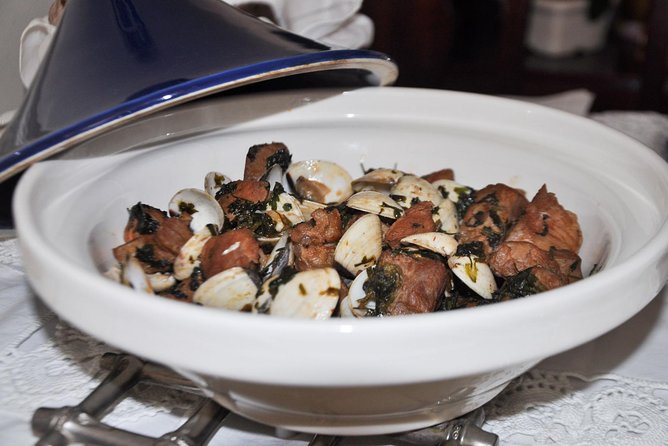 Portuguese Home Cooking Class in Lisbon with Local Mom, Cristina - The Experience’s Pacing and Group Size