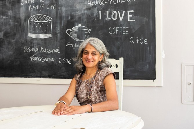 Portuguese Home Dining Experience in Lisbon with a Local, Paula - Key Points