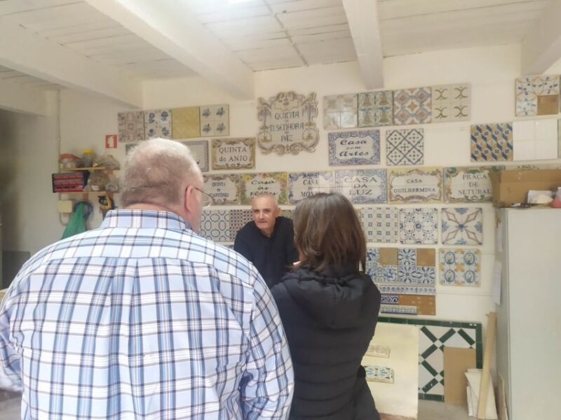 Portuguese Tiles and Wine History - Private Tour - Discover the Historic Charm of Palmela Castle