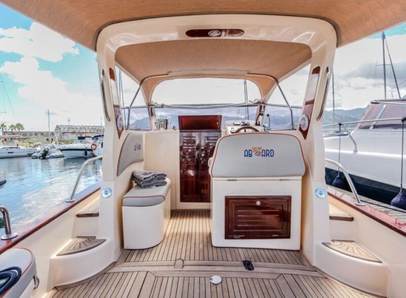 Positano: Positano Bay Sunset Experience - Admiring Positano and the Amalfi Coast in the Twilight Glow