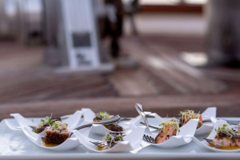 Positano: Positano Bay Sunset Experience - Practical Details: Meeting Point, Group Size, and Booking Flexibility