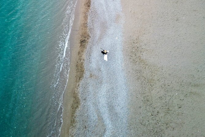 Positano Private Photoshoot with a Professional Photographer - Customizing Your Photo Style with Roberto