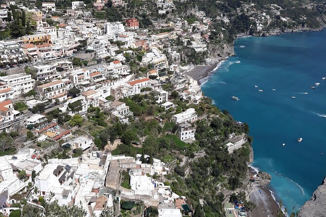 Positano: Private Transfer from Naples - Comfort and Convenience in a Private Air-Conditioned Vehicle