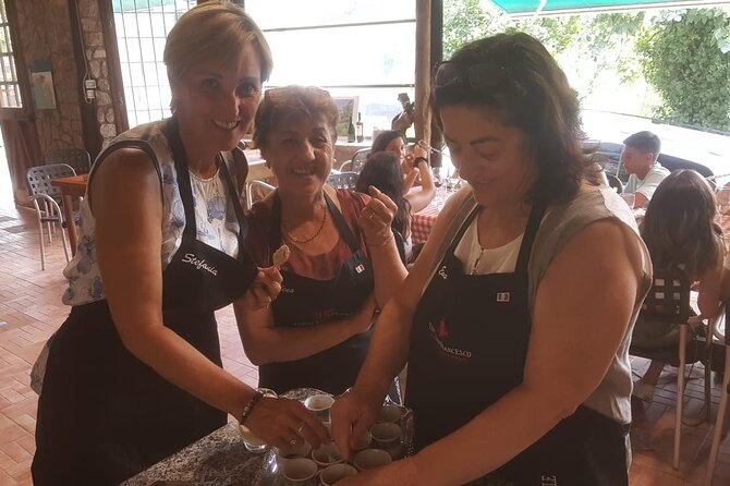 Positano Private Transfer from/to Naples with Pompeii Guided Tour - Stops and Photo Opportunities on the Way