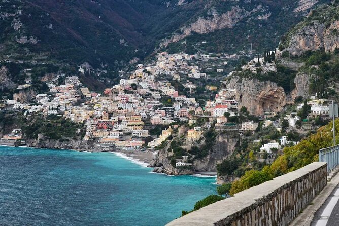 Positano, Sorrento and Pompei Tour from Naples - The Expert Guide Makes the Experience Stand Out