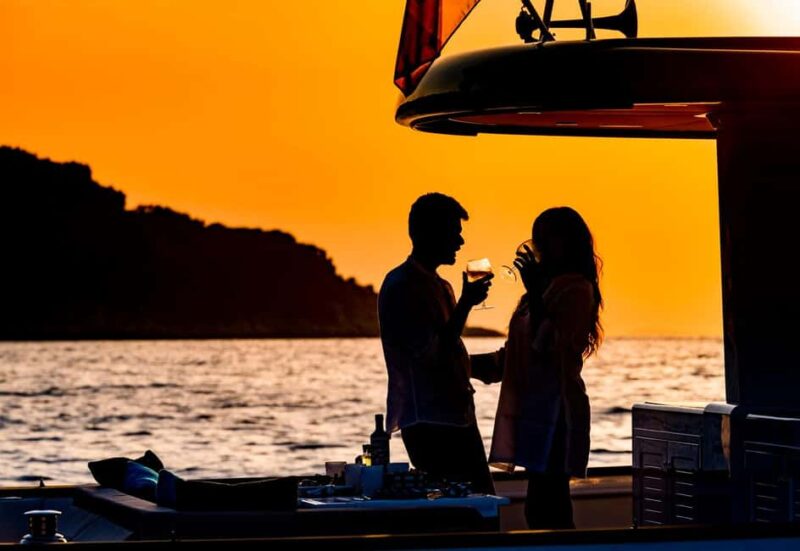 Positano: Sunset Cruise Day Trip with Drinks and Snacks - Review Highlights and Considerations