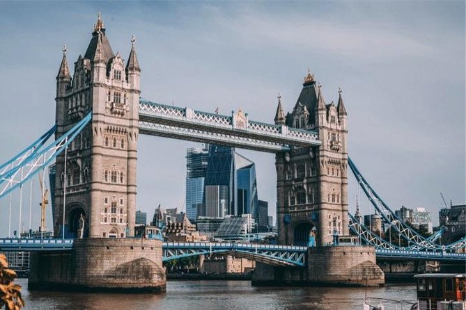 Post Cruise Tour Southampton to London via Stonehenge and Windsor - Who Will Appreciate This Tour Most