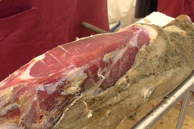 Postojna Cave & Photostop Predjama castle - Group Tour from Koper - The Guides and Overall Experience