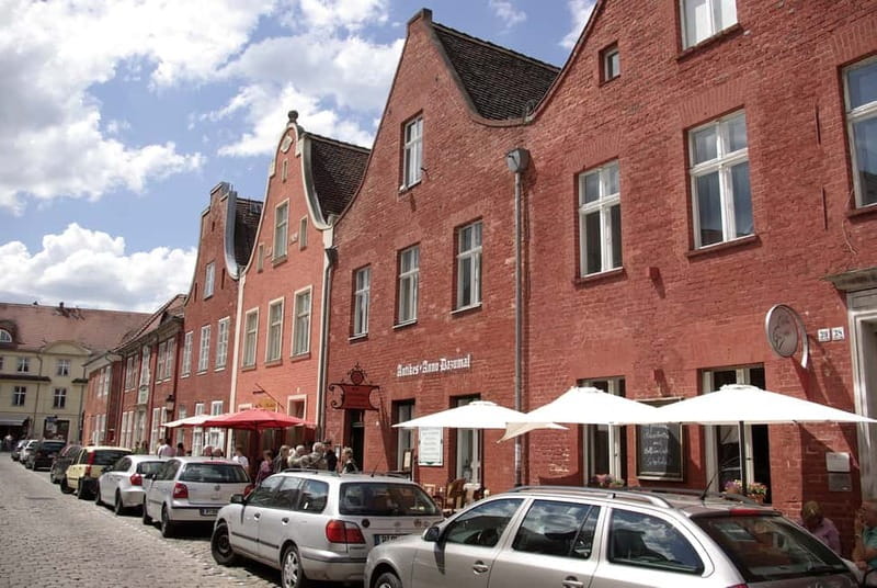 Potsdam: 5-Hour-Tour "Parks & Palaces" from Berlin by VW-Bus - The Tour’s Pacing and Timing