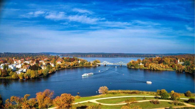 Potsdam: The evening Wannsee tour. Castles, parks, and villas. - Key Points