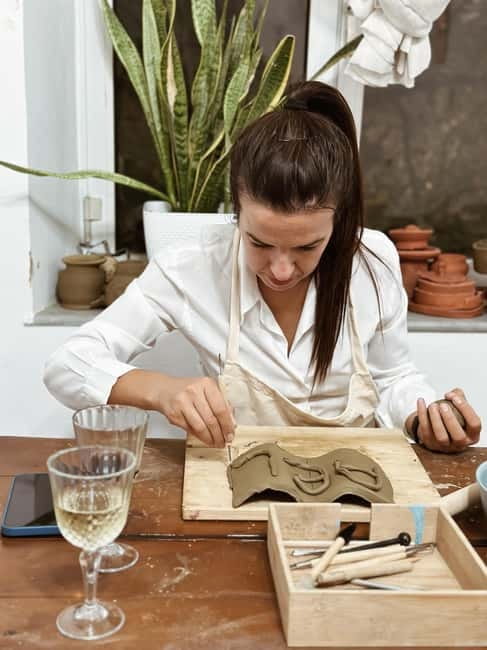 Pottery and Wine Workshop in Tirana - What the Pottery and Wine Workshop Includes