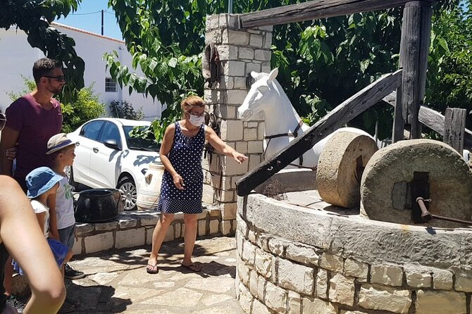 Pottery - Honey & Olive Oil experience - Logistical Details and Comfort