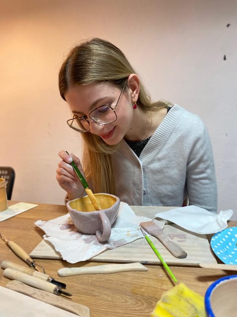 Pottery workshop in Lisbon - Logistics and Practical Details for Participants