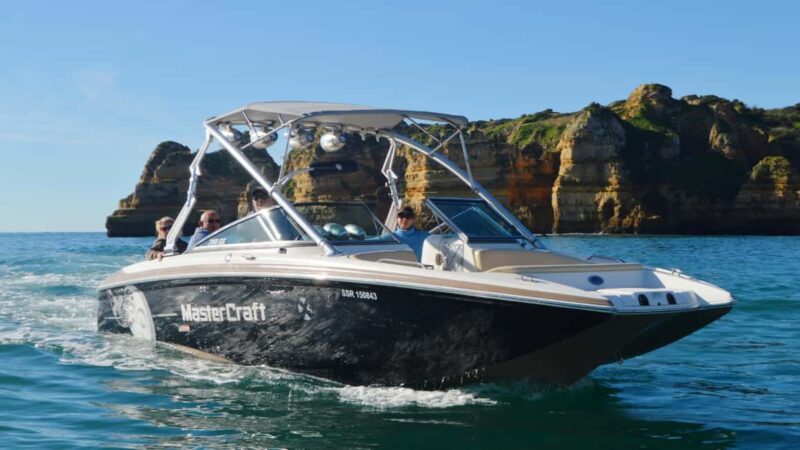 Power and luxury on a Mastercraft x80 - A review of the crew and overall experience