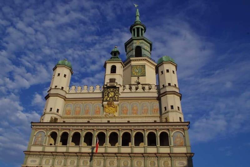 Pozna: Discover & Play  A Guided Tour with a City Game - Key Points