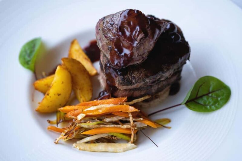 Pozna: Wine Tasting and Dinner in the Heart of Pozna - Delicious Italian Dishes Paired with Every Pour