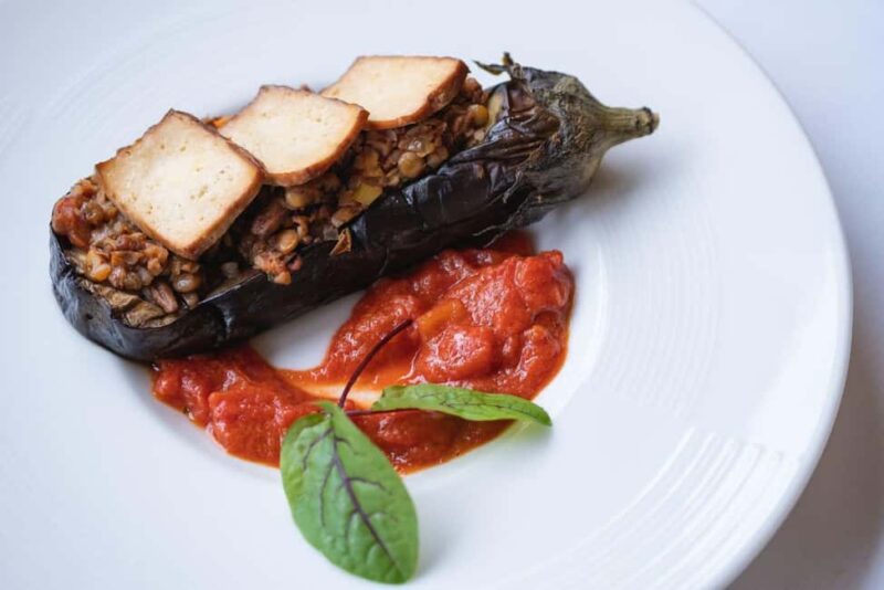 Pozna: Wine Tasting and Dinner in the Heart of Pozna - Who Should Consider This Tour