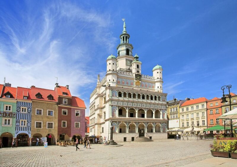 Poznan: Old Town, Srodka District, & Cathedral Private Tour - Key Points