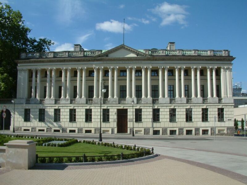 Poznan: Old Town, Srodka District, & Cathedral Private Tour - Crossing the Chrobry Bridge to the Old Town