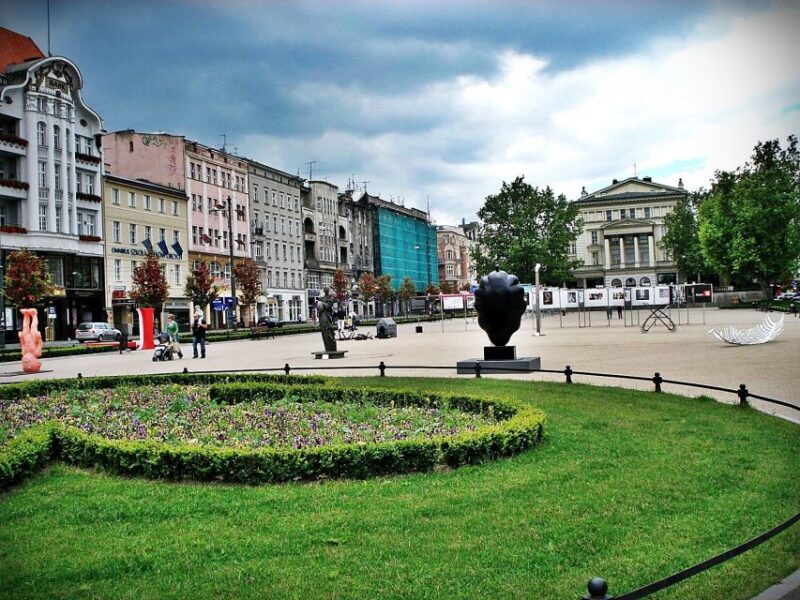 Poznan Private City Walking Tour from Cathedral Island - Logistics, Booking, and Cancellation Policies