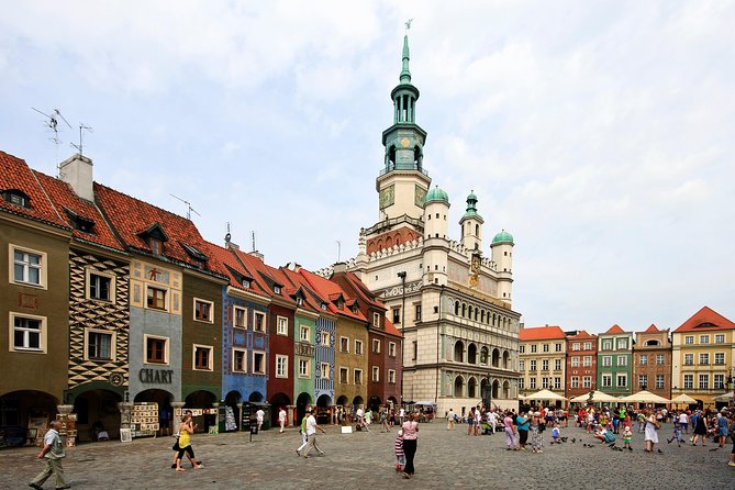 Poznan: Srodka District and Cathedral Island Private Walking Tour - The Old Town Hall and the Daily Goats Show at Koziolki Poznanskie