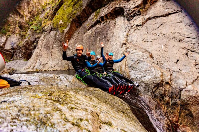 Prades: The Ultimate Canyoning Experience! - Navigating the Logistics: Meeting Point and Route