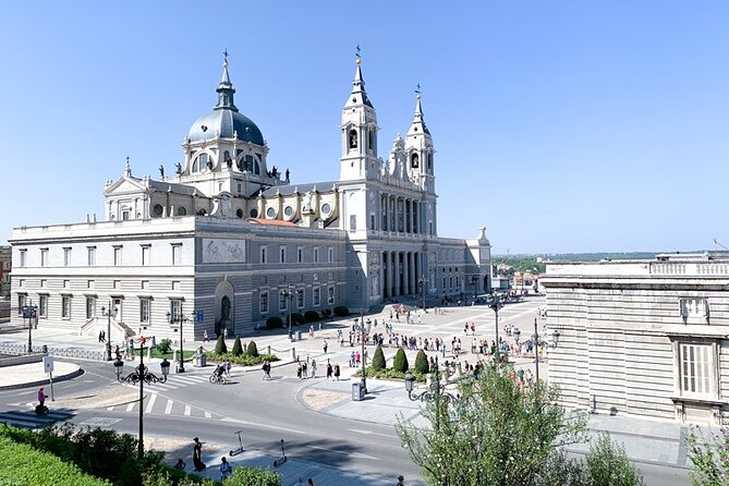Prado City Tour Royal Palace in one day with entrance and pick-up - The Experience of a Private Guide