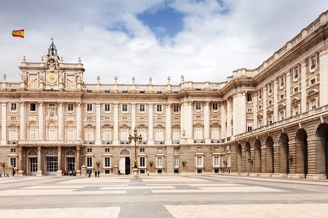 Prado Museum and Royal Palace Private Tour - Discover Madrid’s Royal and Artistic Treasures in Four Hours