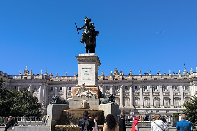 Prado Museum & Royal Palace Combo Private Tour - Discover Madrid’s Historic Quarter: Austrias and Plaza Mayor