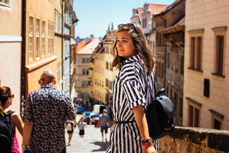 Prague: 1.5-Hour Private Kick-Start Tour with a Local - Exploring Charles Bridge and the Old Town Square