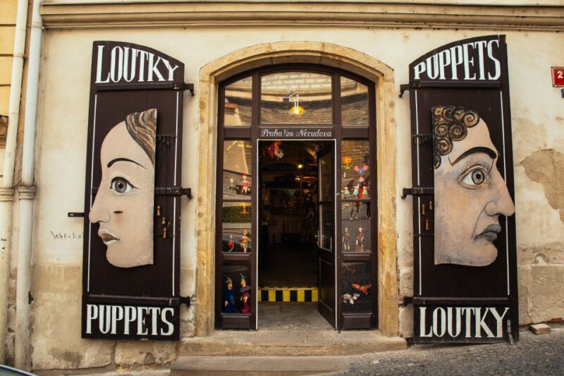 Prague: 1.5-Hour Private Kick-Start Tour with a Local - The Benefits of a Private Group Experience