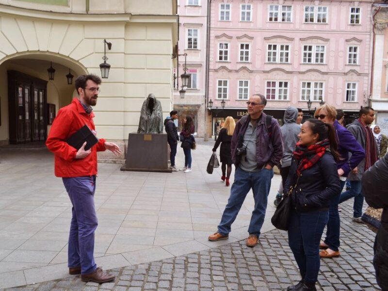 Prague: 2-Hour Old Town and Jewish Ghetto Walking Tour - Key Points