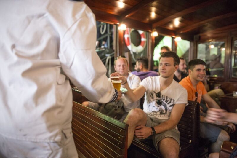 Prague: 3Hour Castle Grounds Walking Tour and River Cruise - The Unusual History of Kampa Island