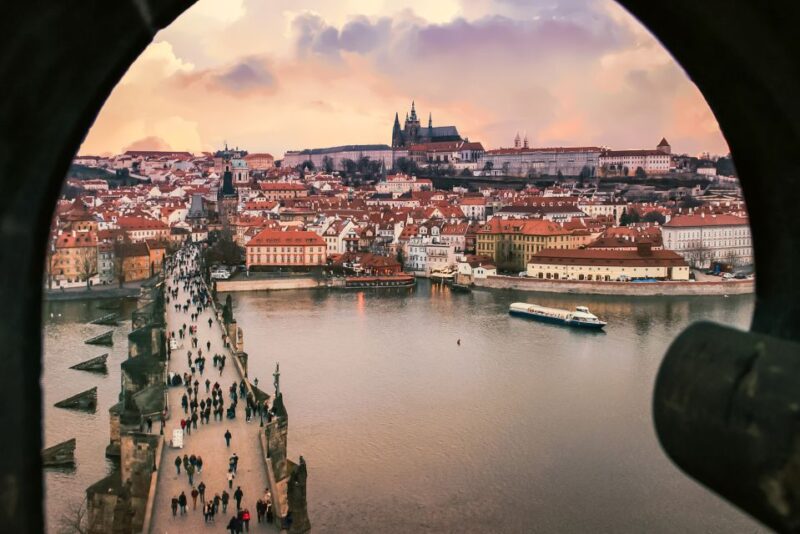 Prague: 50-Minute Sightseeing Evening Cruise - The Route and Key Landmarks