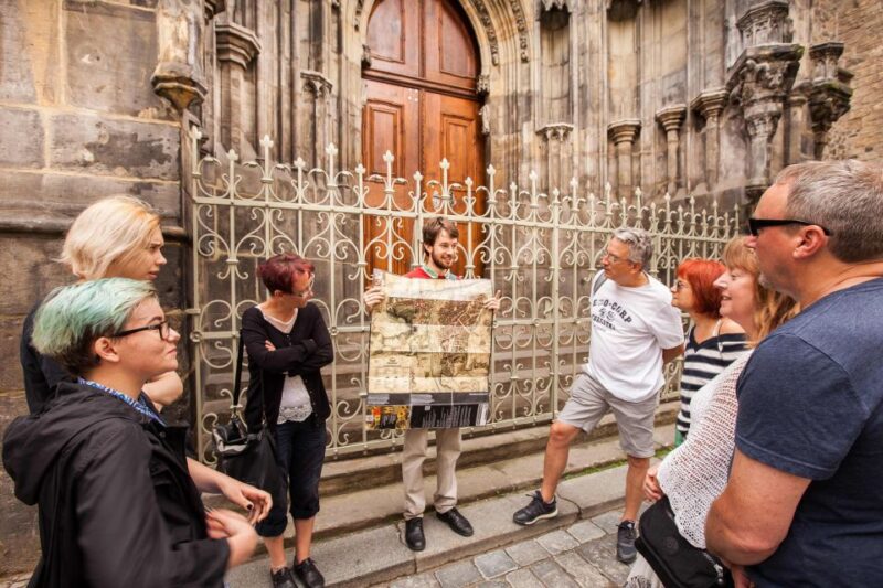 Prague: 6-Hour City Tour including Cruise and Lunch - Key Points