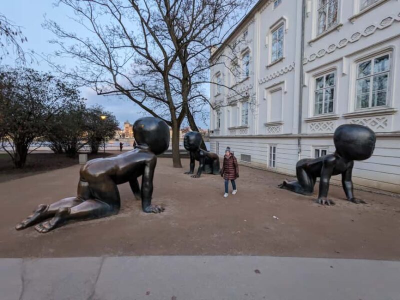 Prague: a stroll through David erný's installations or a visit to the Musoleum - Key Points