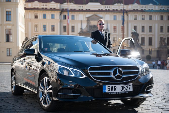 Prague Airport Private Departure Transfer - Efficient and Comfortable Prague Airport Departure Transfer