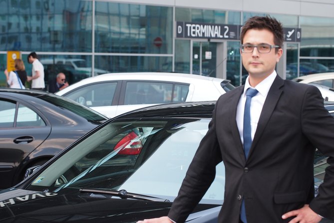 Prague Airport Shared Arrival Transfer - What Makes This Transfer Stand Out in Prague