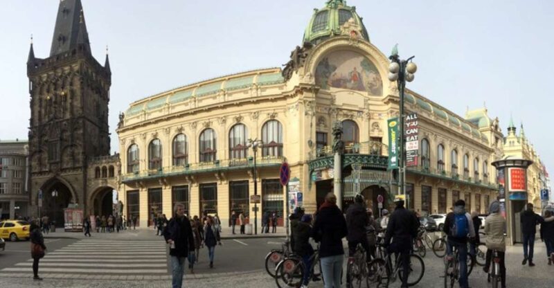 Prague "ALL-IN-ONE" - big tour - Riding Along the Vltava River to the Castle District
