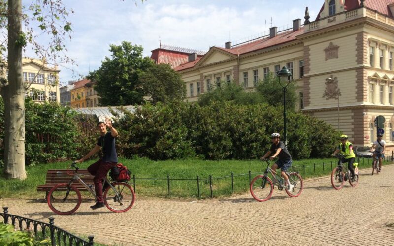 Prague "ALL-IN-ONE" City E-Bike Tour - Scenic Views, Photography, and Culture