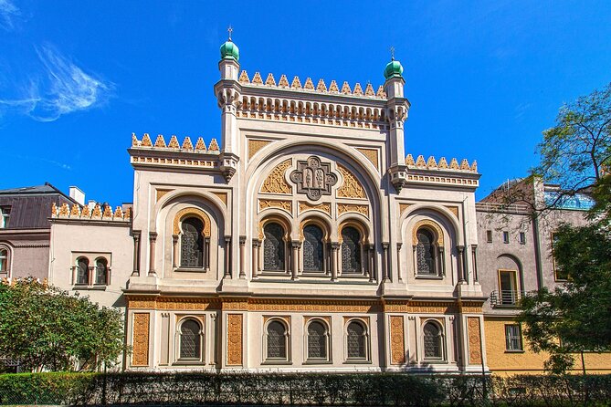 Prague All-Inclusive Pass: 30+ Activities including Prague Castle - Exploring Prague with the Hop-On Hop-Off Bus