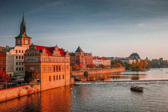 Prague Best Sightseeing Walking Tour With A Private Local Guide - Logistics and Convenience of the Tour