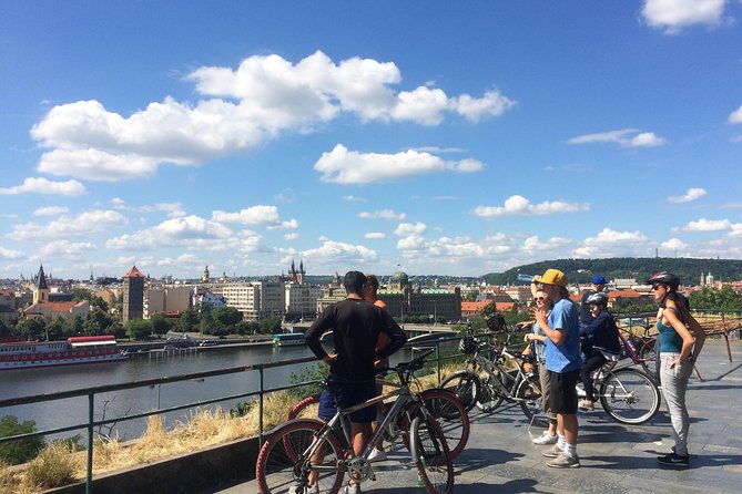 Prague Bike Tour - Stunning Viewpoints, Castle, City & Park - Key Points
