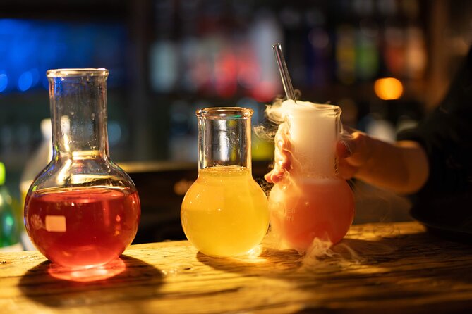 Prague by Night: Drinks & Food Tour with Eating Europe - Dining on Seasonal Czech Cuisine at íní