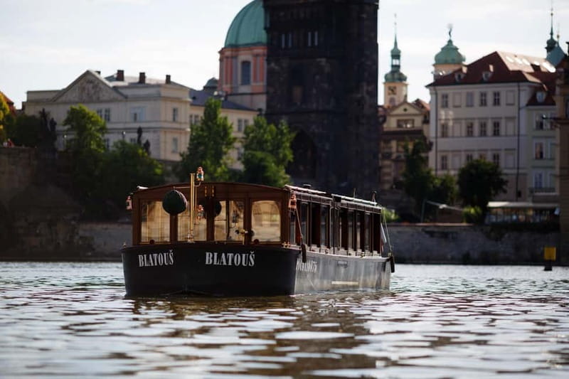 Prague: Canal Cruise Around Charles Bridge - Convenient Departure from Charles Bridge Museum