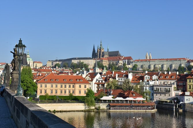 Prague Castle: Admission Ticket With Bus Transfer And Audioguide - Practical Considerations and Group Size