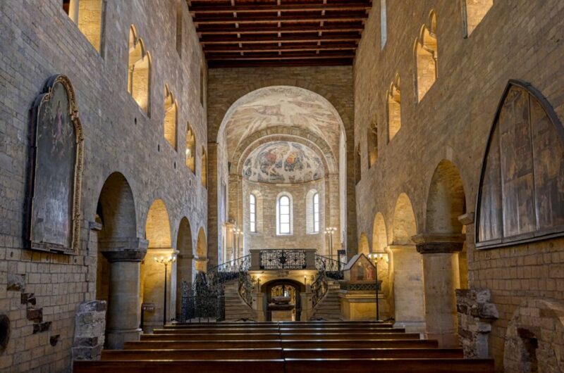 Prague Castle and St. Vitus Cathedral Private Walking Tour - St. Vitus Cathedral: Czech Royal and Religious Heritage