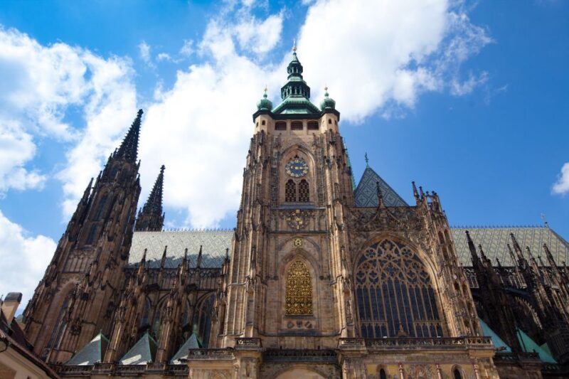 Prague Castle & Castle District: 2-Hour Guided Tour - The Guide’s Style and Knowledge