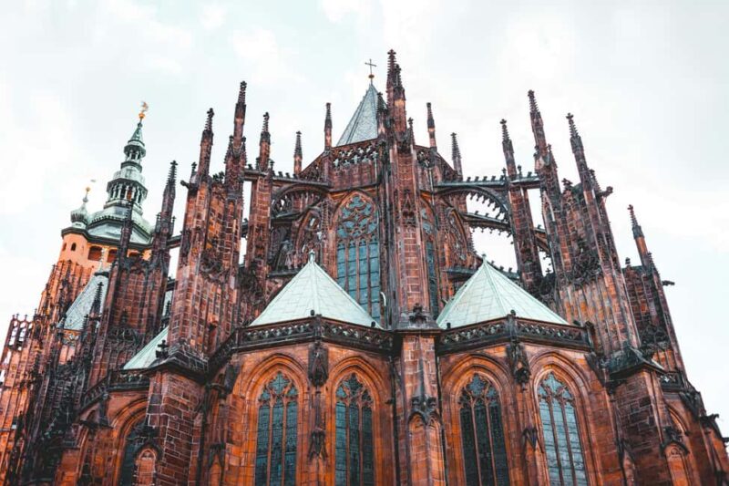 Prague Castle, St. Vitus Cathedral, Royal Palace, St. George's Basilica - Key Points